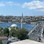 Galatagreenapplehotel Hotel