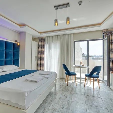 Galatagreenapplehotel 3*