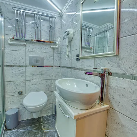 Galatagreenapplehotel Hotel