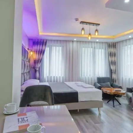 Galatagreenapplehotel 3*