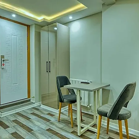 Galatagreenapplehotel 3*