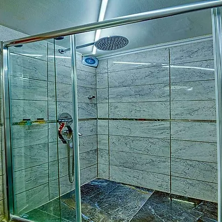Galatagreenapplehotel Hotel 3*