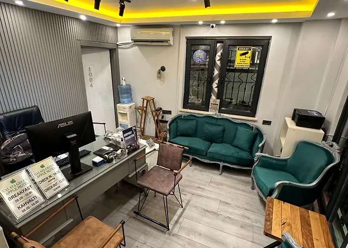 Galatagreenapplehotel ホテル 3*