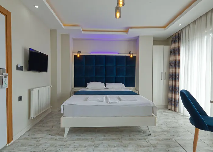 Galatagreenapplehotel ホテル