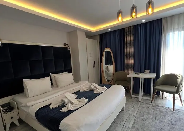 Galatagreenapplehotel ホテル