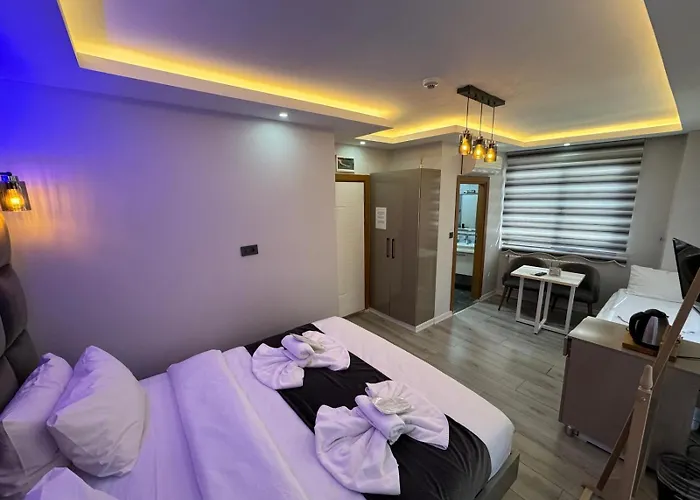 Galatagreenapplehotel