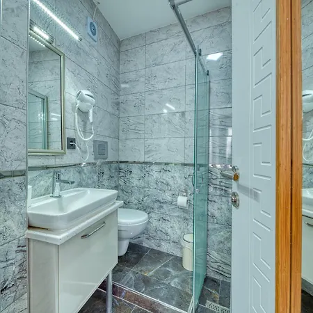 Galatagreenapplehotel